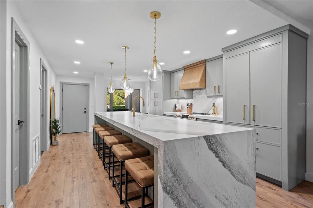 For Sale: $995,000 (2 beds, 2 baths, 1459 Square Feet)