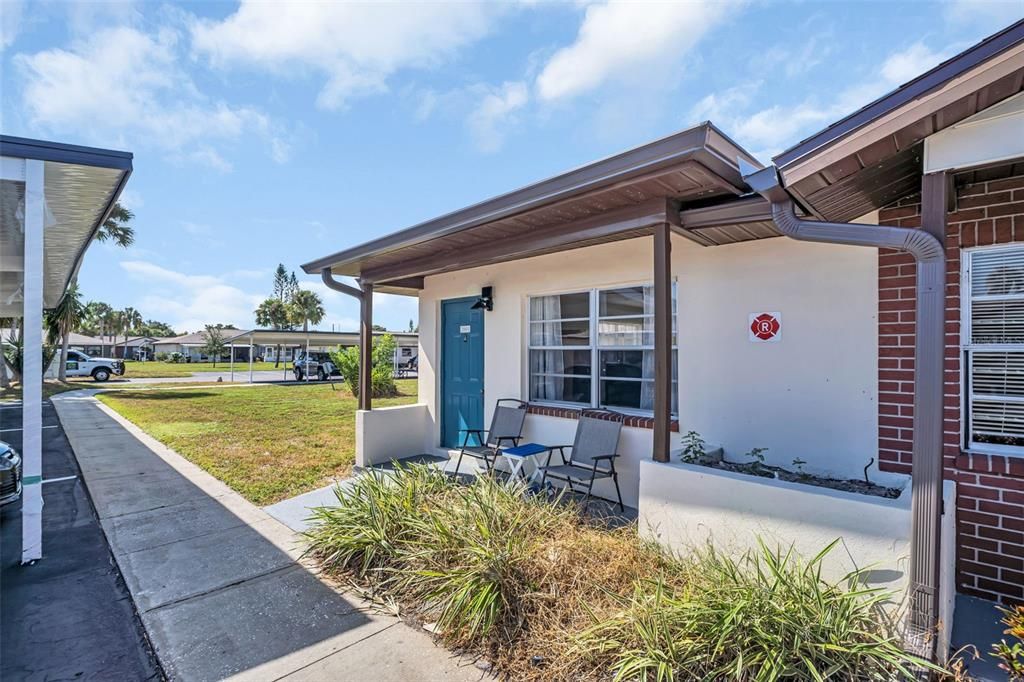 На продажу: $110,000 (1 спален, 1 ванн, 593 Квадратных фут)