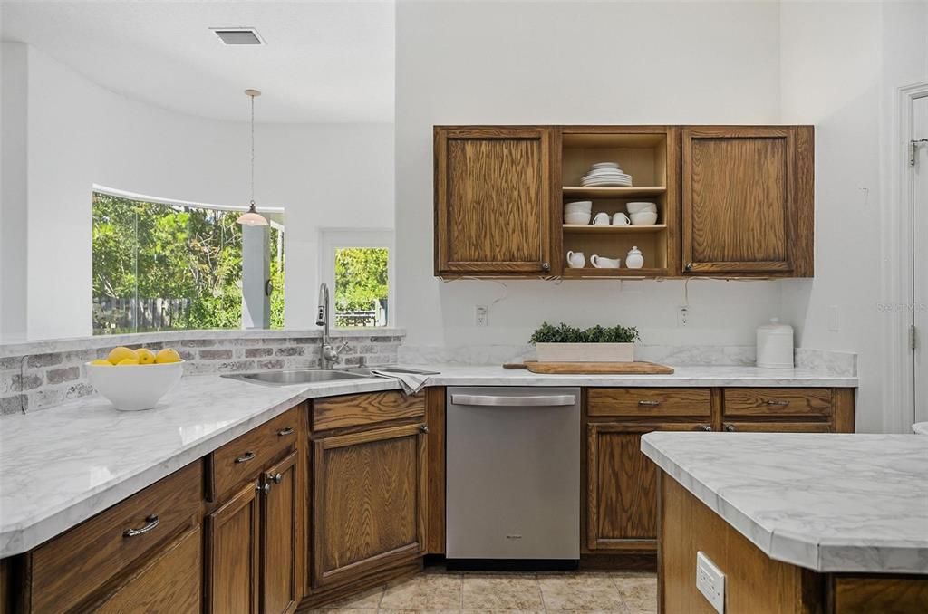 For Sale: $624,400 (6 beds, 4 baths, 3468 Square Feet)