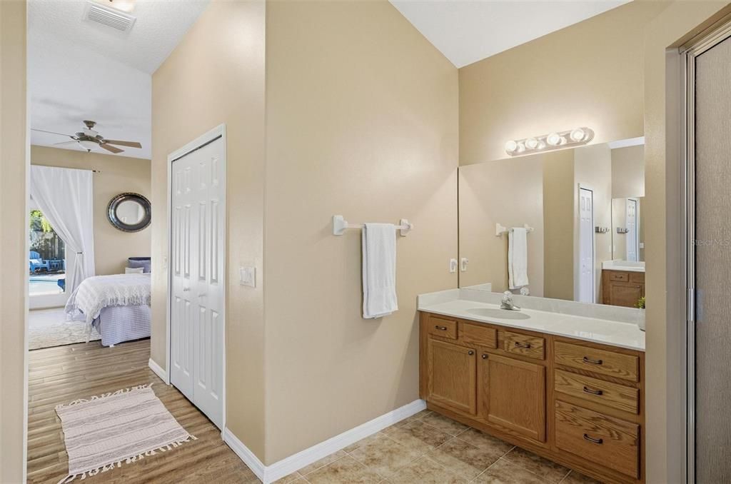 For Sale: $624,400 (6 beds, 4 baths, 3468 Square Feet)