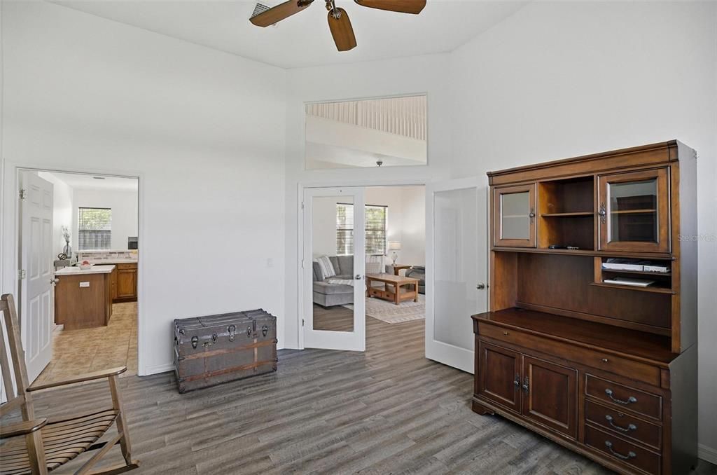 For Sale: $624,400 (6 beds, 4 baths, 3468 Square Feet)