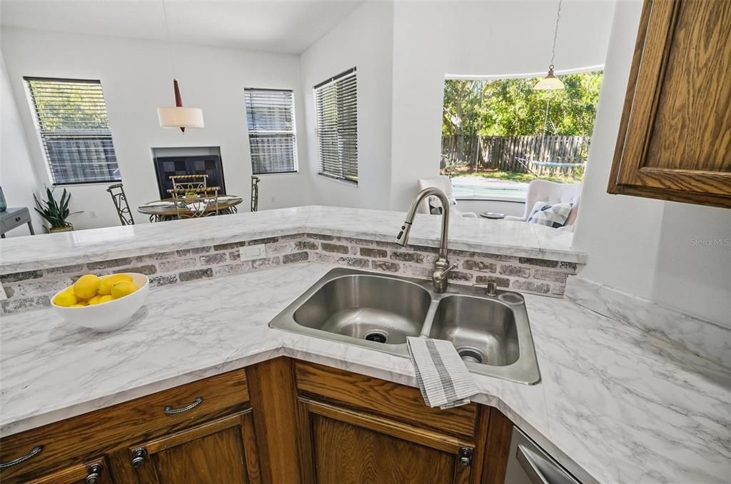 For Sale: $624,400 (6 beds, 4 baths, 3468 Square Feet)