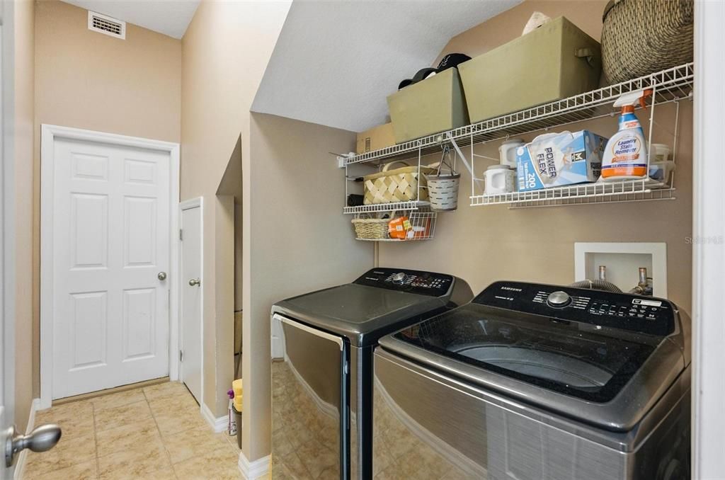 For Sale: $624,400 (6 beds, 4 baths, 3468 Square Feet)