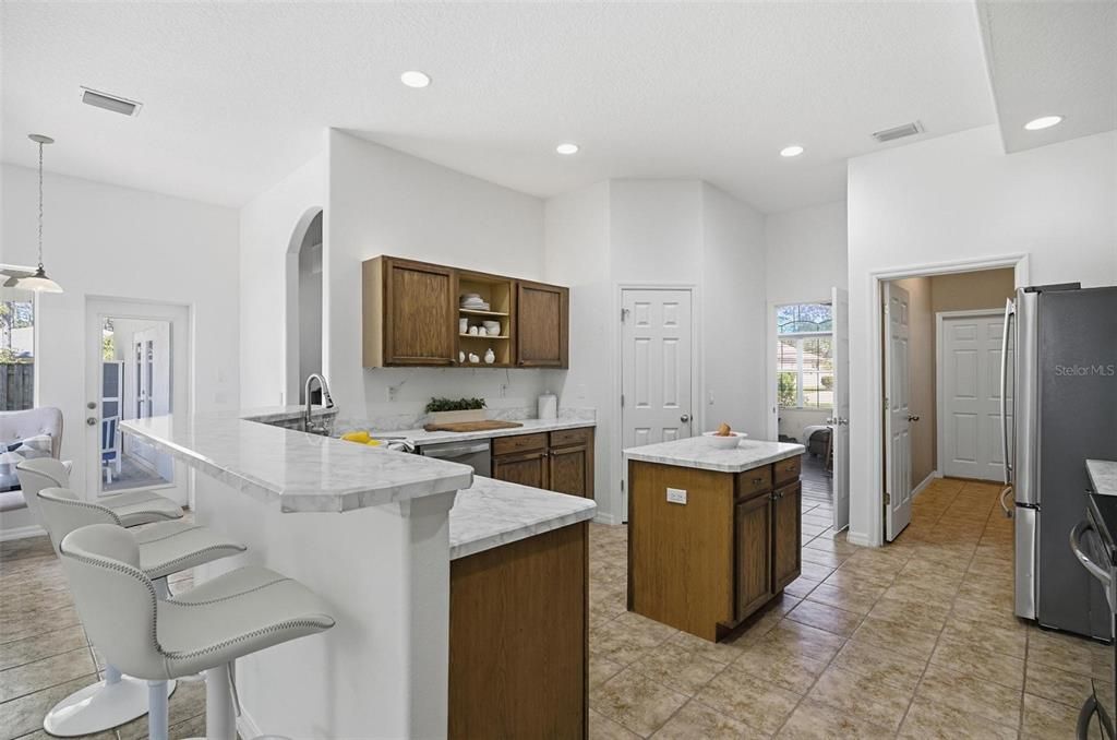 For Sale: $624,400 (6 beds, 4 baths, 3468 Square Feet)