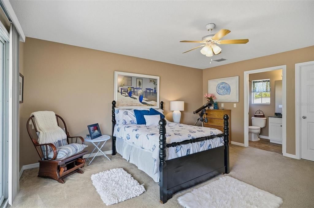 For Sale: $624,400 (6 beds, 4 baths, 3468 Square Feet)