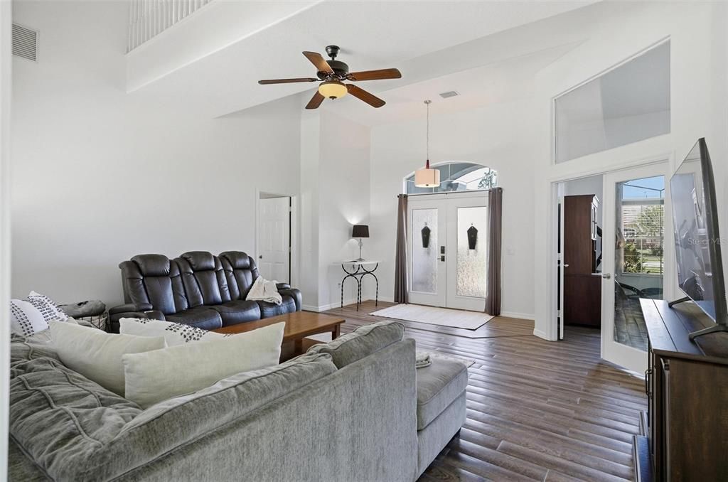 For Sale: $624,400 (6 beds, 4 baths, 3468 Square Feet)