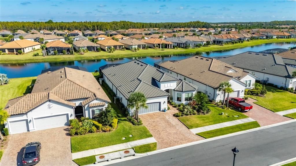 待售: $1,050,000 (3 贝兹, 3 浴室, 3016 平方英尺)