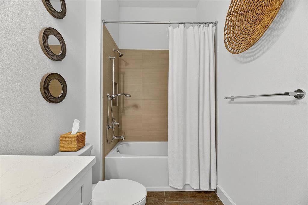 待售: $1,050,000 (3 贝兹, 3 浴室, 3016 平方英尺)