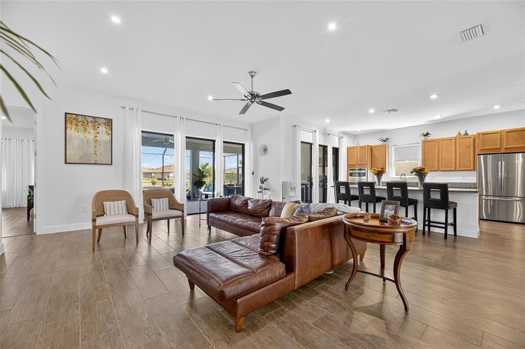 待售: $1,050,000 (3 贝兹, 3 浴室, 3016 平方英尺)