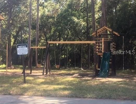 出租: $1,439 (1 贝兹, 1 浴室, 525 平方英尺)