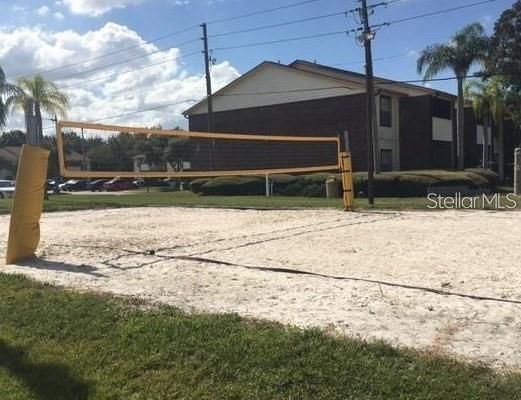 出租: $1,439 (1 贝兹, 1 浴室, 525 平方英尺)