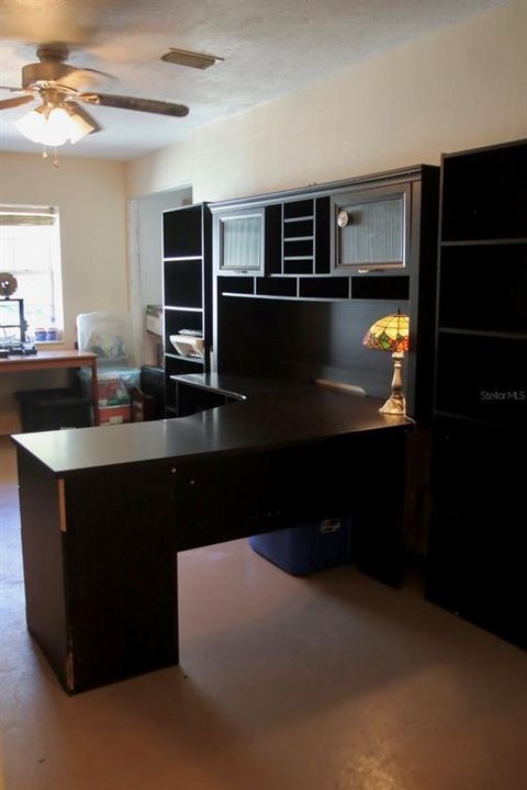 待售: $399,000 (5 贝兹, 2 浴室, 3737 平方英尺)