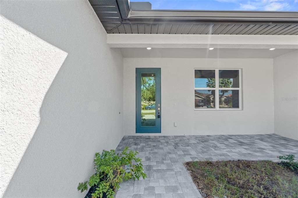 For Sale: $369,000 (3 beds, 2 baths, 1746 Square Feet)