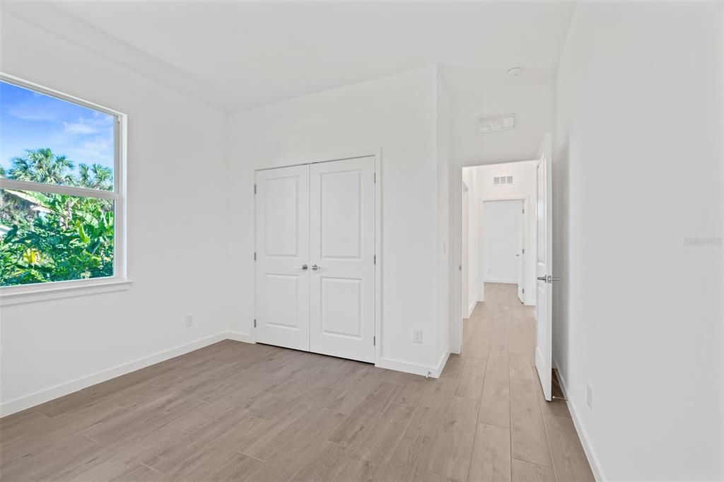 For Sale: $369,000 (3 beds, 2 baths, 1746 Square Feet)