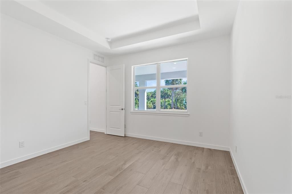 For Sale: $369,000 (3 beds, 2 baths, 1746 Square Feet)