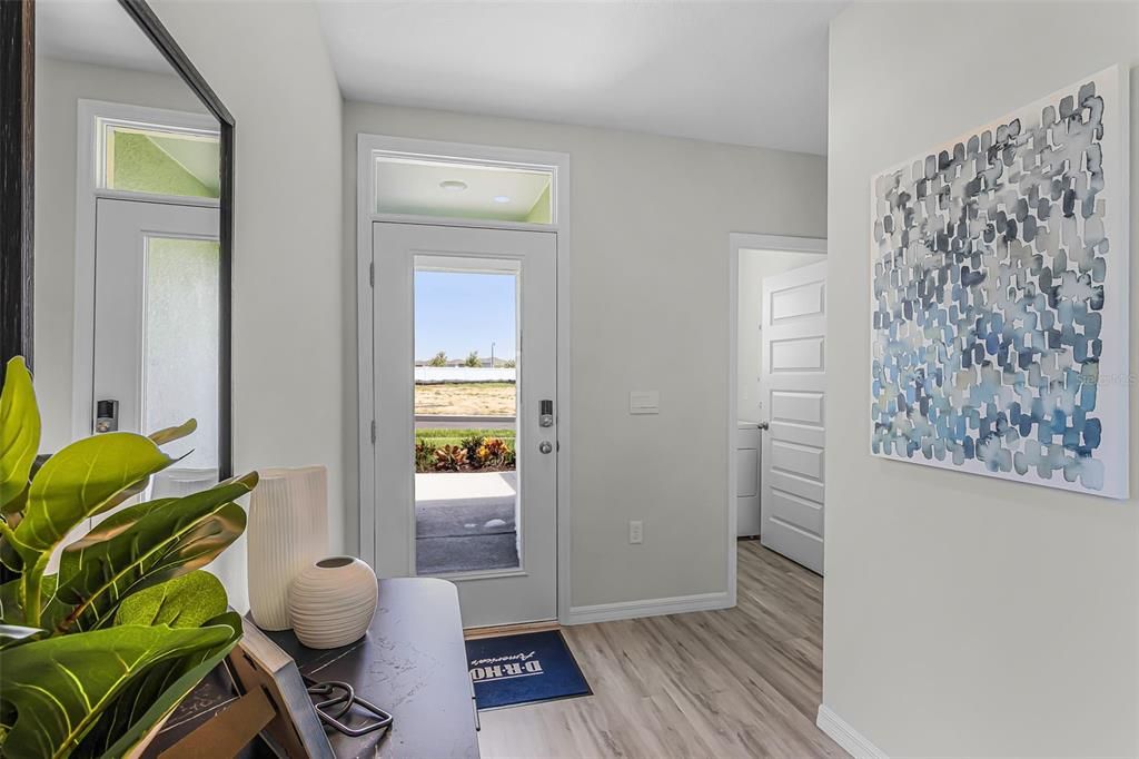 Active With Contract: $315,990 (3 beds, 2 baths, 1504 Square Feet)