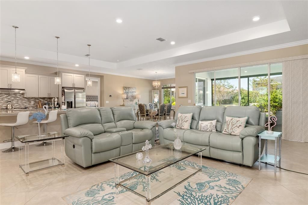 For Sale: $532,900 (3 beds, 2 baths, 2658 Square Feet)