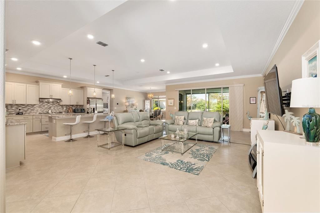 For Sale: $532,900 (3 beds, 2 baths, 2658 Square Feet)