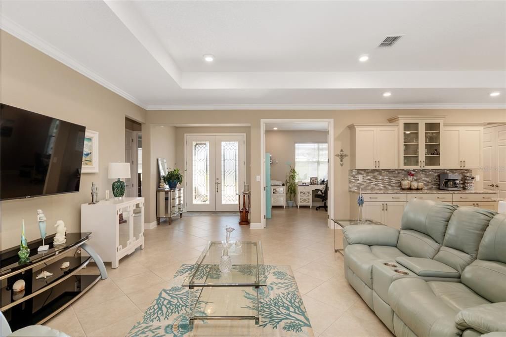 For Sale: $532,900 (3 beds, 2 baths, 2658 Square Feet)