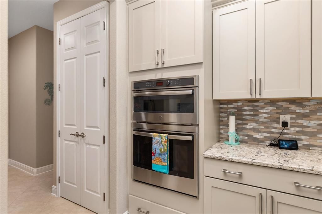 For Sale: $532,900 (3 beds, 2 baths, 2658 Square Feet)