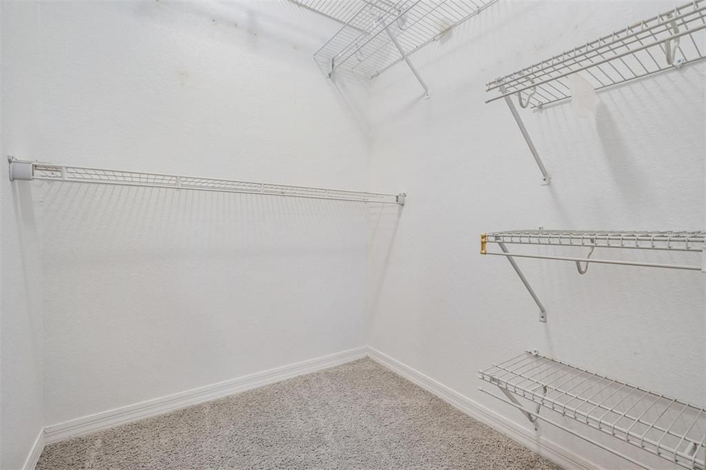 Active With Contract: $155,000 (1 beds, 1 baths, 554 Square Feet)