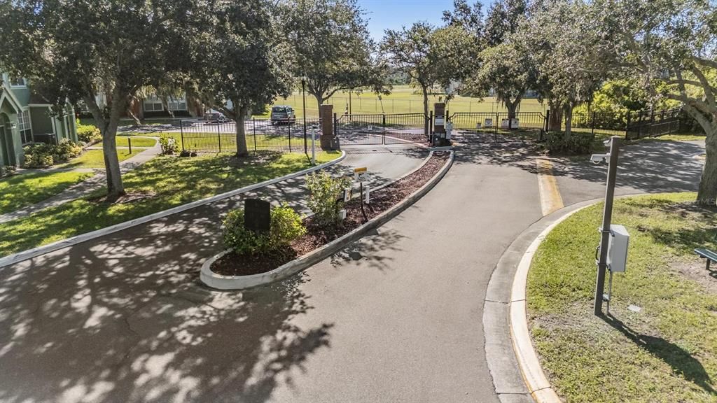 Active With Contract: $155,000 (1 beds, 1 baths, 554 Square Feet)