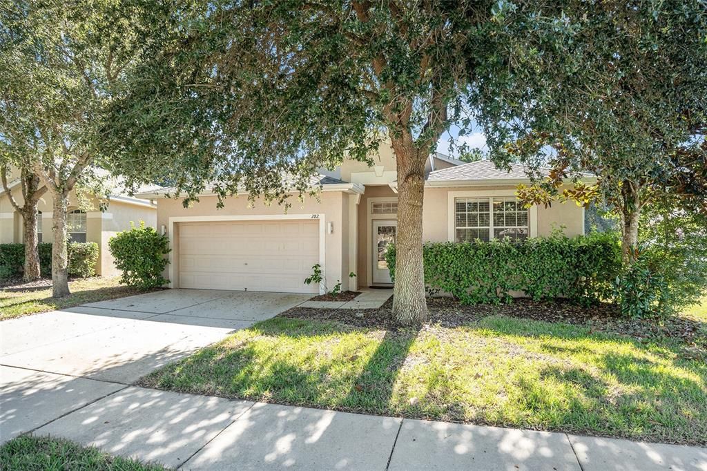 Active With Contract: $260,000 (3 beds, 2 baths, 1588 Square Feet)