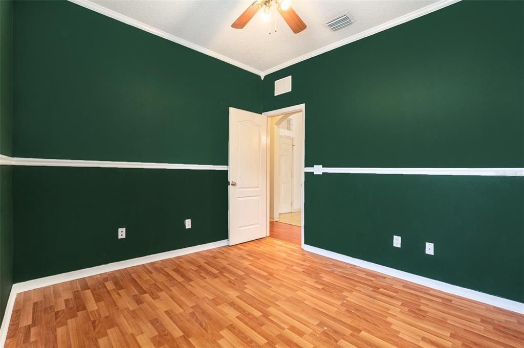 Active With Contract: $260,000 (3 beds, 2 baths, 1588 Square Feet)