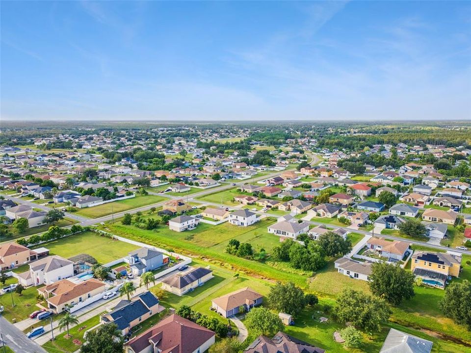 For Sale: $250,000 (2 beds, 2 baths, 1137 Square Feet)