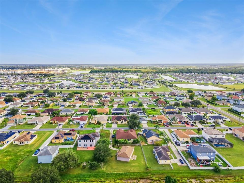 For Sale: $250,000 (2 beds, 2 baths, 1137 Square Feet)