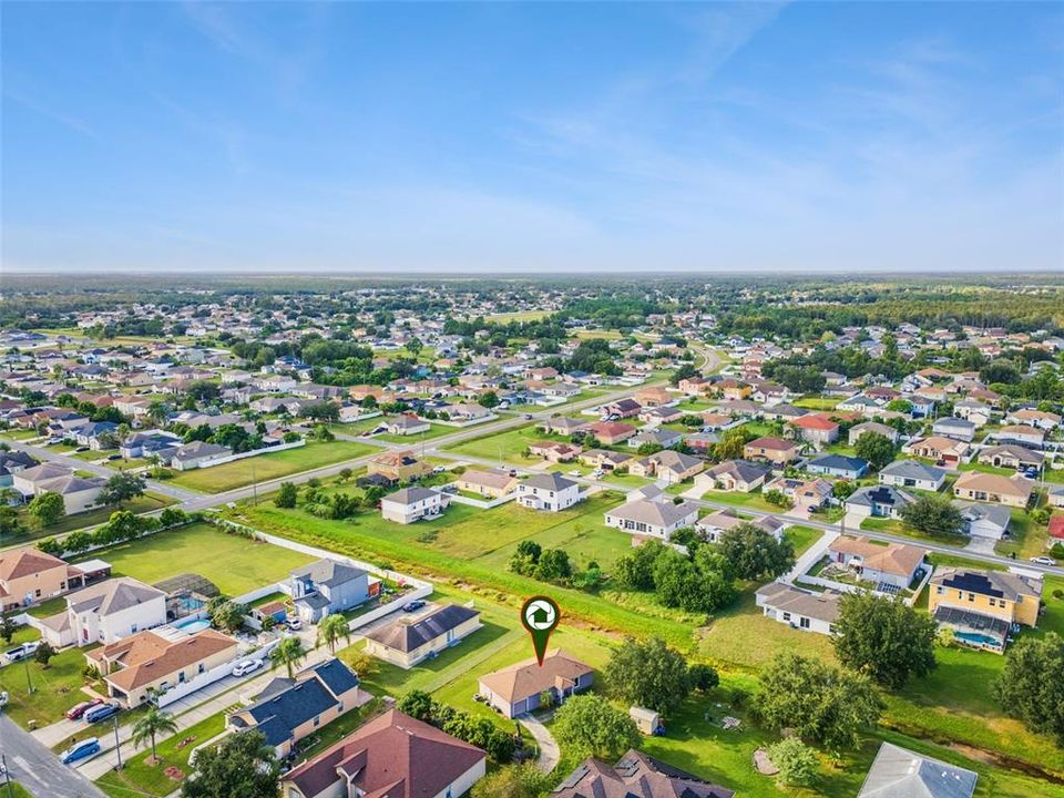 For Sale: $250,000 (2 beds, 2 baths, 1137 Square Feet)