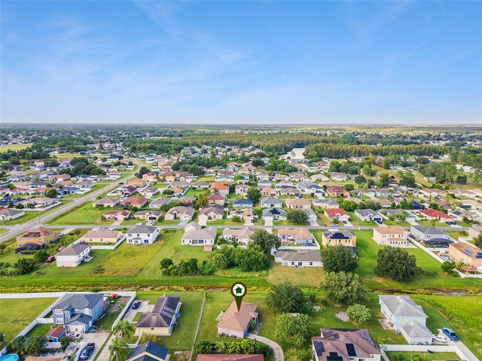 For Sale: $250,000 (2 beds, 2 baths, 1137 Square Feet)