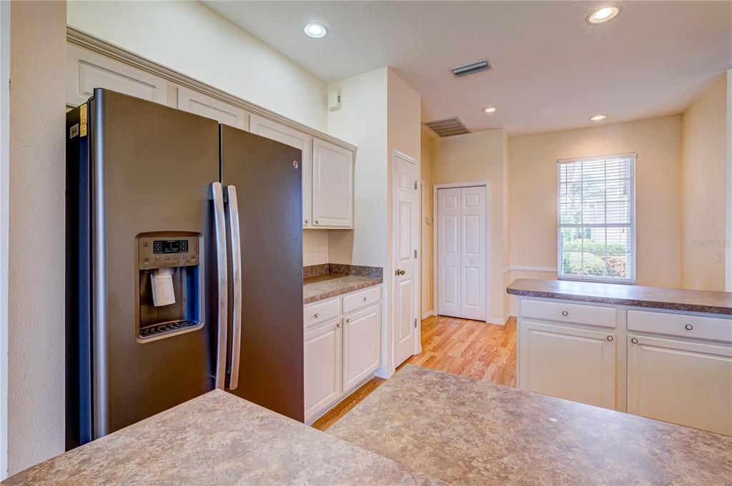 For Rent: $3,150 (3 beds, 2 baths, 1754 Square Feet)