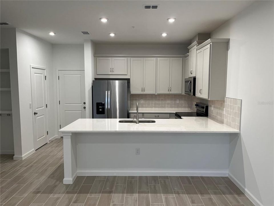 For Sale: $452,990 (4 beds, 2 baths, 1678 Square Feet)