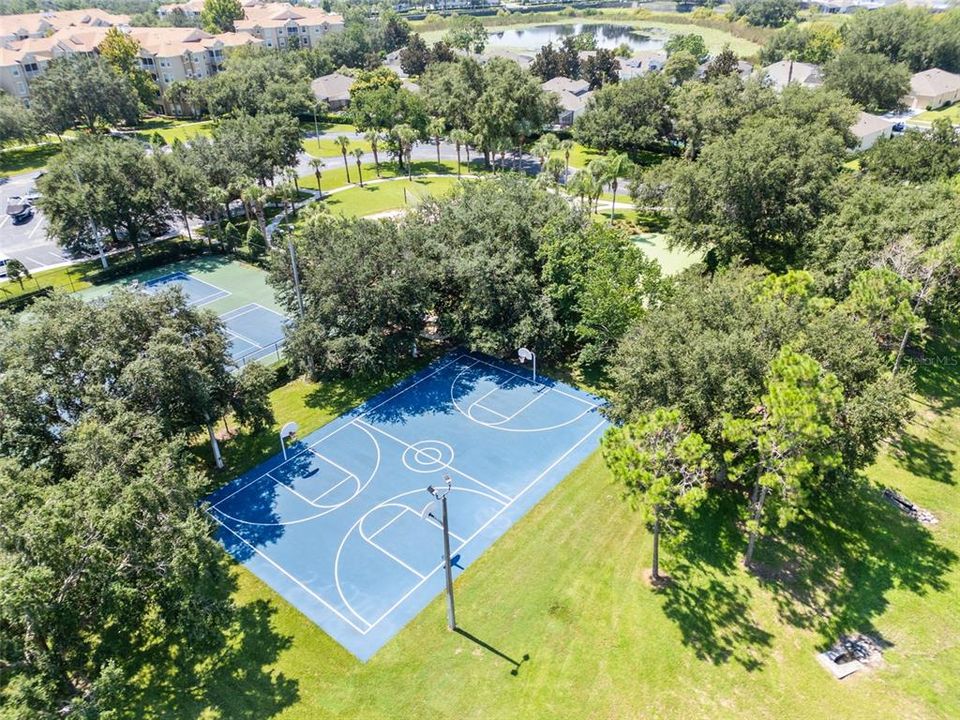 For Sale: $273,000 (2 beds, 2 baths, 1081 Square Feet)