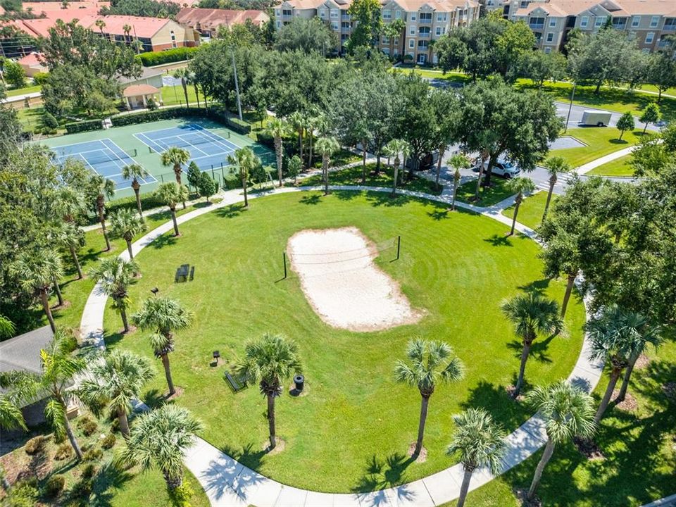 For Sale: $273,000 (2 beds, 2 baths, 1081 Square Feet)