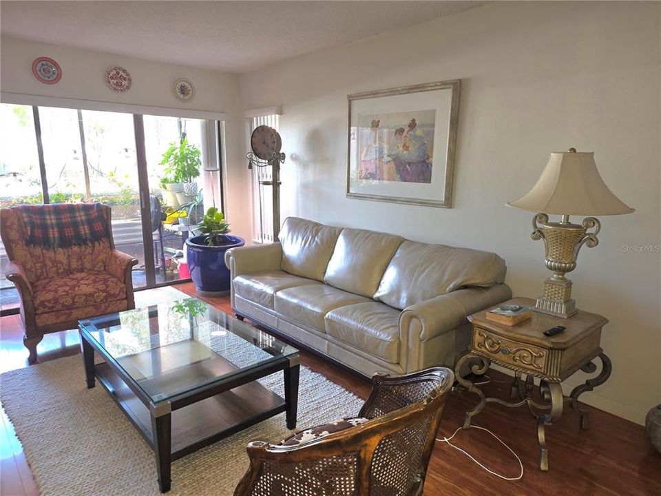 For Rent: $1,500 (1 beds, 1 baths, 763 Square Feet)