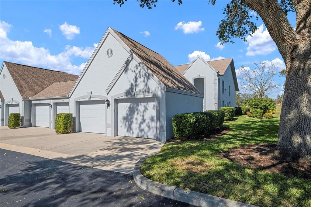 For Sale: $277,000 (2 beds, 2 baths, 1345 Square Feet)