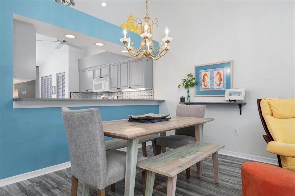 For Sale: $277,000 (2 beds, 2 baths, 1345 Square Feet)