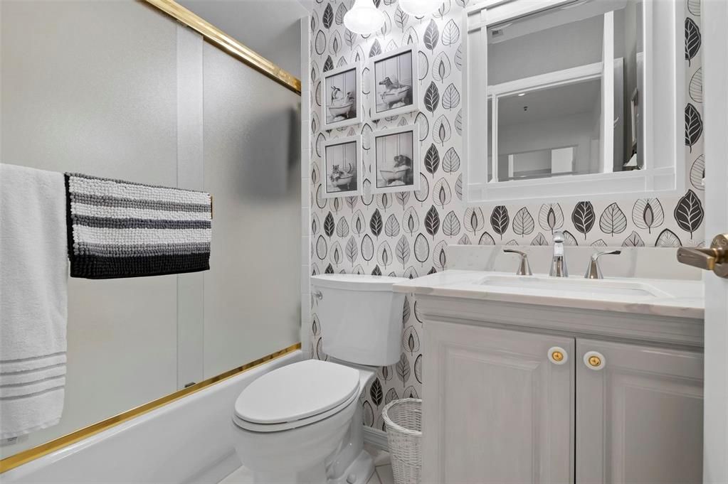 For Sale: $277,000 (2 beds, 2 baths, 1345 Square Feet)