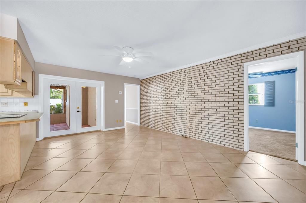 На продажу: $460,000 (3 спален, 2 ванн, 1694 Квадратных фут)