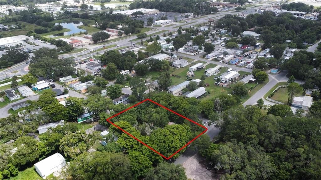 合同活跃: $140,000 (2 贝兹, 1 浴室, 912 平方英尺)