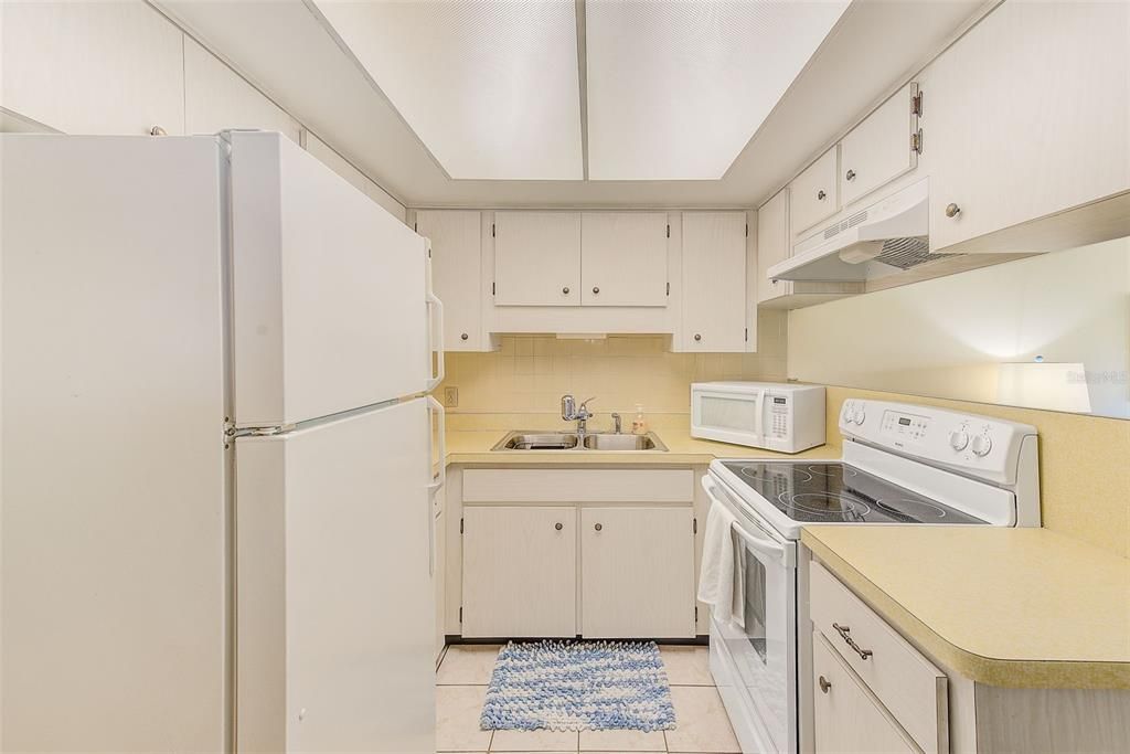 Activo con contrato: $135,000 (2 camas, 1 baños, 825 Pies cuadrados)