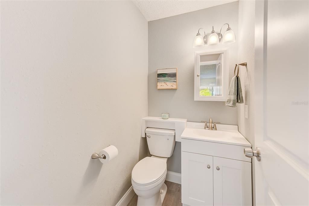 Activo con contrato: $135,000 (2 camas, 1 baños, 825 Pies cuadrados)