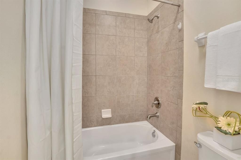 For Sale: $699,000 (8 beds, 7 baths, 3412 Square Feet)