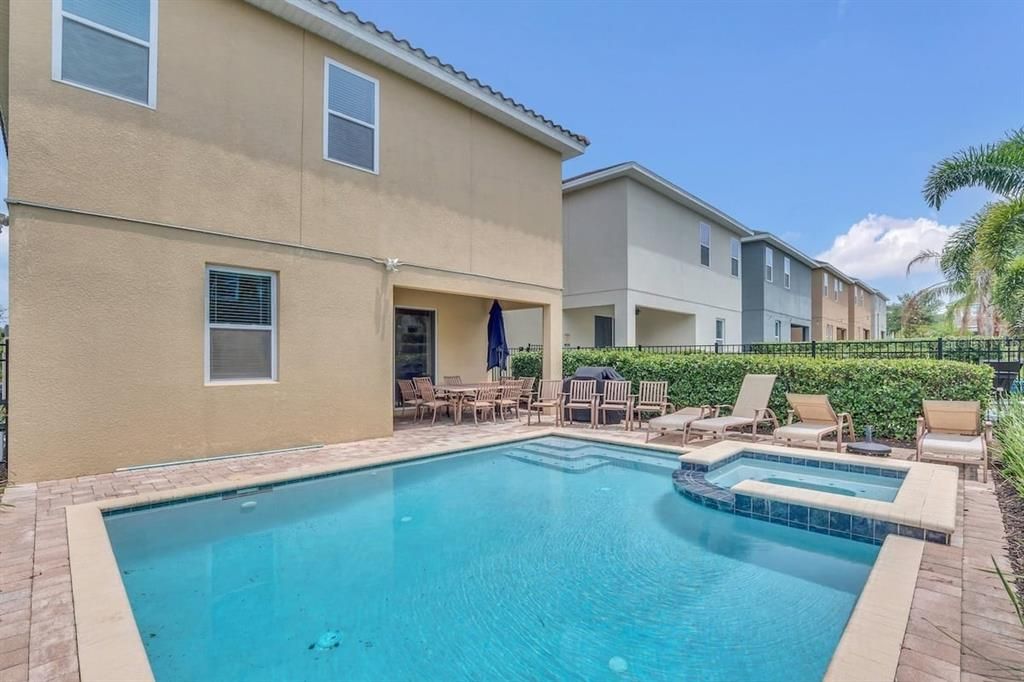 For Sale: $699,000 (8 beds, 7 baths, 3412 Square Feet)