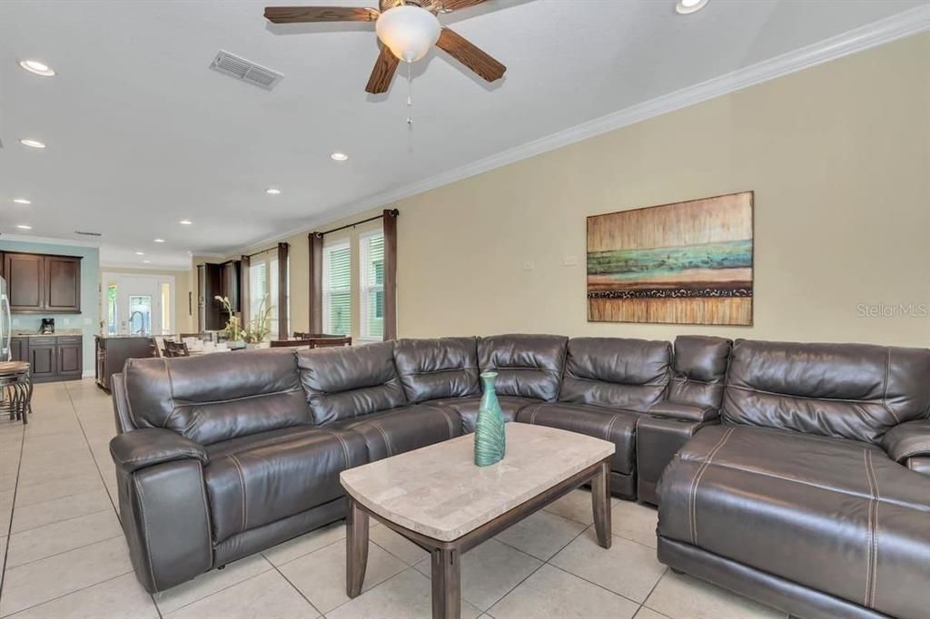 For Sale: $699,000 (8 beds, 7 baths, 3412 Square Feet)