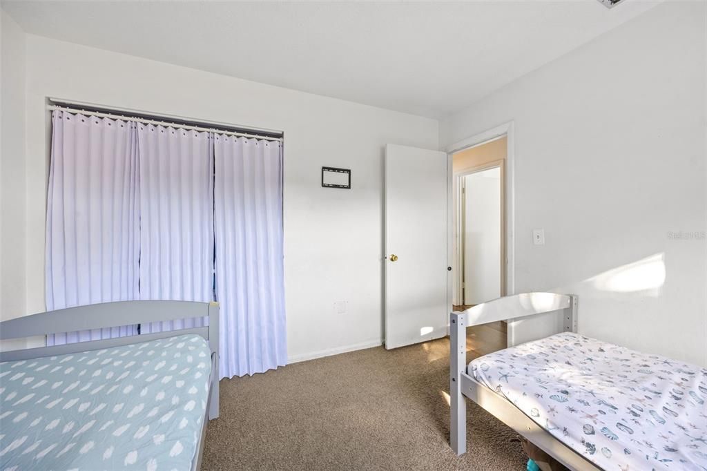 For Sale: $284,999 (3 beds, 2 baths, 1620 Square Feet)