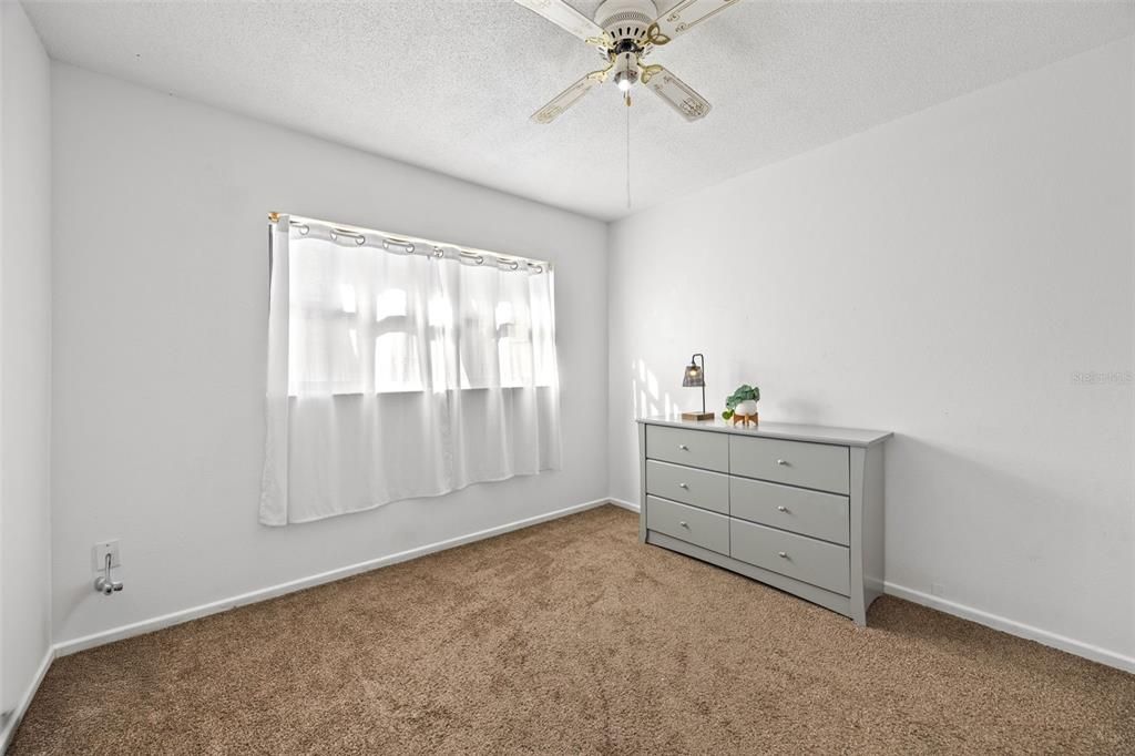 For Sale: $284,999 (3 beds, 2 baths, 1620 Square Feet)