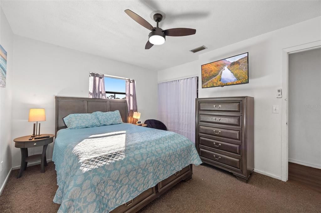 For Sale: $284,999 (3 beds, 2 baths, 1620 Square Feet)